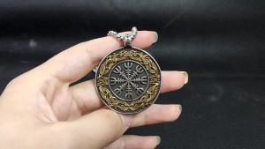 Vintage Viking Compass Pendant Necklace For Men Fashion Punk Stainless Steel Celtic Knot Necklaces Biker Amulet Jewelry Gifts
