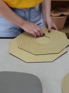 Ceramic Plate Forming Mold Wood Concentric Geometric Hand-printed Blank-shaped Pottery Tools Clay Cutting Guide Rail Round Oval