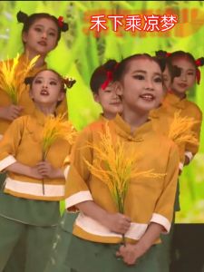 ชุดการแสดงข้าวพู่สำหรับเด็กอุปกรณ์ประกอบฉากชุดข้าวและพู่สำหรับเต้นรำดอกไม้ในนาข้าวในนาข้าวในฝัน