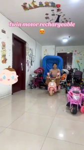Kids Motorcycle Twin Rechargeable Electric Ride on toy Motorbike for kids