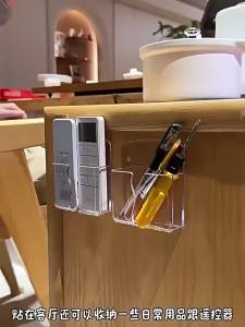 Hộp Đựng Điều Khiển Từ Xa Gắn Tường Không Cần Khoan Đa Năng Đựng Đồ Văn Phòng Phẩm Dùng Cho TV Và Điều Hòa Có Móc Dán Chất Liệu Nhựa