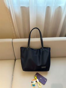 Túi Tote Dung Tích Lớn Suoxiaojin 2025 Túi Đi Làm Đeo Vai Mới Túi Mua Sắm Túi Lót Trong Túi Tote Dây Đeo Thoải Mái Thường Ngày