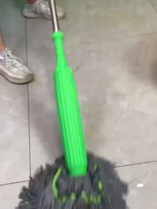2 In 1 Dehydrated Mop With Squeezer Heavy Duty Mops multi function Magic spin mop Cleaning Floor Mop Sale Mops Self Wringing Twist Mop Mops For The Floor Map With Squeezer Twist Mop Floor Mops Self Squeeze Twist Map Cleaning Floor Self Wringing Mop