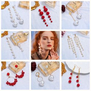 ต่างหูไข่มุกยาวสไตล์ย้อนยุคสำหรับผู้หญิง ต่างหูแบบเรียบง่ายทันสมัย ต่างหูแฟชั่นสำหรับผู้หญิงที่มีสไตล์