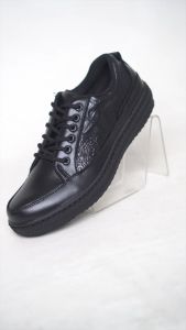 Sepatu Casual Fordza Gharial: Sneakers Pria Kulit Berkualitas Tinggi