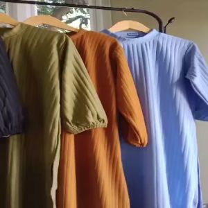 Long Tunik Wanita Knit Hornet Polos Jumbo