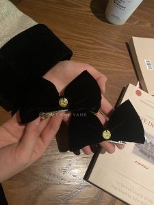 Elegant Silk Velvet Butterfly Knot Hair Accessories Side Clip Original Design Pair of Fresh And Fashionable Headwear