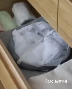 Jaring Jemuran Boneka Baju Kaos Kaki 2 Tingkat Bisa Dilipat Digantung MLH H13
