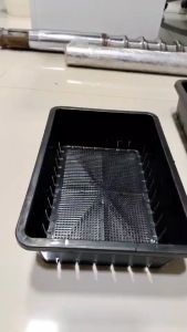 ถาดพลาสติก ถาดไดโซะ ถาดใส่กระถางต้นไม้แคคตัส แบบมินิ แบบมีรู และ แบบทึบ