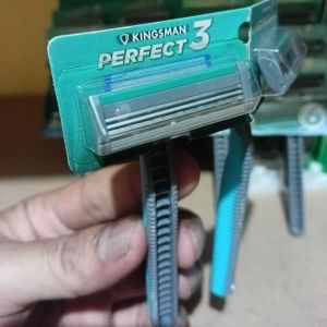 Pisau cukur 3 mata pisau / alat cukur kumis / cukuran