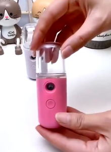 Máy Phun Sương Mini Cầm Tay Nano Mist Sprayer Phun Mịn Cấp Ẩm Da Mặt USB Mát Da Xịt Khoáng Sạc