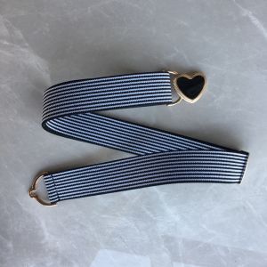 Elastic Heart Shaped Belt Adjustable Length Invisible Buckle Skirt Waist Seal Jeans Fashionable Womens Accessory Sweet Style