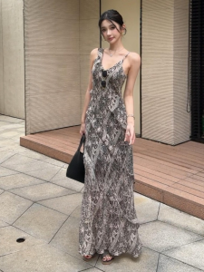 Summer Elegant Long Dress Tea Break French Style Lightweight Luxury Design Slimming Grey Floral Print Strapless Gown