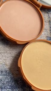 FANBO Gold Pancake Compact Powder 22.5g - Long-lasting Shine Control and Extra Oil-control, 6 Natural Shades with UV Protection