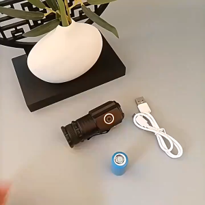 LED Senter Super Terang 10000 Lumens Rechargeable Magnet Adsorption Portable Clamp Waterproof High Power Flashlight