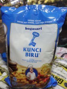 terigu kunci biru