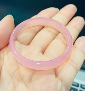 [SIÊU PHẨM] Vòng tay đá mã não Hồng trẻ trung năng động cho bé gái.