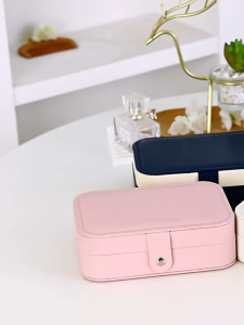 MLADEN Leather Jewelry Box Portable Travel Jewellery Organizer Case Jewelry Storage Box Display Box