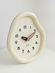 Table Clock Cream Style Living Room Entrance Entrance Desk Clock Decoration High-End TV Cabinet Clock Desktop Decoration