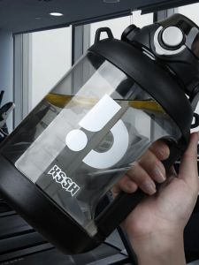 Cốc Nước Dung Tích Lớn Chịu Nhiệt Độ Cao Có Tay Cầm Chống Bỏng Ống Hút Mềm Chống Nổ Chống Rơi Cốc Nước Thể Thao PC