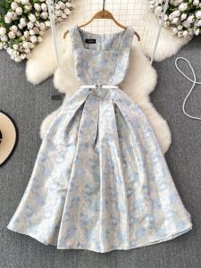 Fashion Fancy Accessible Luxury Socialite Elegance Sleeveless Square-Neck Cinched Slim Looking A- line Printed Pleated Dress Dress