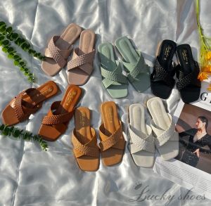 รองเท้าแตะผู้หญิง รองเท้าแฟชั่นผู้หญิง แบบสวม คาดเปีย งานเกรดพรีเมียม เรียบหรู สวยมีสไตล์ งานสวยตรงปก แบรนด์ Lucky Shoes