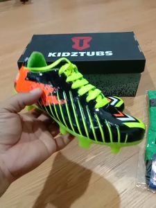 KIDZTUBS Sepatu Sepak Bola Anak Laki LakI Size 28 29 30 31 32 33 34 35 36 37 KDZ0938121324
