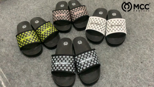 MCC Project - Sandal Slop Fashion Slip on Distro Casual Pria Wanita Dewasa Kekinian Terbaru 2025 Style M