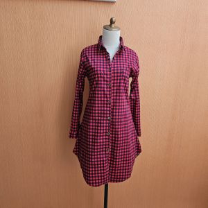 mini midi dress wanita merah motif kotak hitam M lengan panjang kerja kuliah