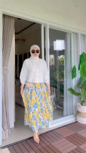 ZaraSet Rok Wanita: Gaya Kekinian & Modis