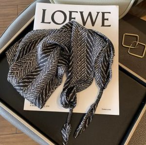 Khăn Choàng Lụa Nữ Mùa Xuân Thu 2025 Phong Cách Hàn Quốc Đa Năng Khăn Choàng Tam Giác Khăn Choàng Cổ Trang Phục Phụ Kiện