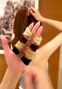 Sét 10 chun buộc tóc hình gấu nâu nhiều màu mẫu mới 2023