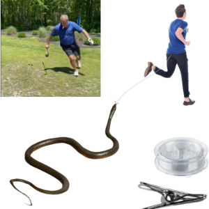 New and unique prop snake simulation scares bugs Halloween soft rubber snake rubber snake with string and clip