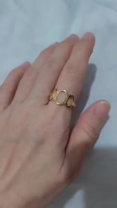 Cincin Titanium Elegan Warna Emas untuk Fashion Wanita - Desain Modern