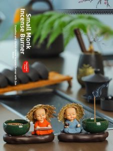 Creative Zen Style Little Monk Tea Pet Incense Burner Living Room Tea Tray Incense Stick Holder Handmade Home Decor Accessory