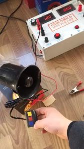 Còi Xe Hơi Đa Năng 12V 20W 3 Âm Còi Báo Động Còi Cứu Hỏa Loa Báo Hiệu Dành Cho Xe Máy Và Ô Tô Chất Liệu Kim Loại ABS