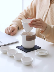 Portable Ceramic Kung Fu Tea Set Teapot and Cups with Carrying Bag for Travel Office Home Gift Use