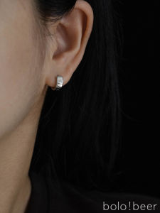 แฟชั่นInsสไตล์แบนต่างหูสําหรับผู้ชายและผู้หญิงวัสดุทองเหลืองสบายๆอินเทรนด์อุปกรณ์เสริมคู่แพ็ค