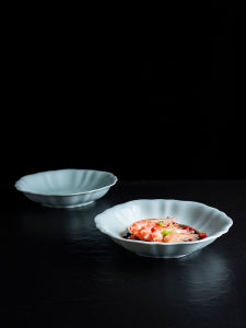 Exquisite Blue Porcelain Dish Creative Home Use Restaurant Special Deep Cold Dish Floral Edge Design Fine Chinese Style Plate