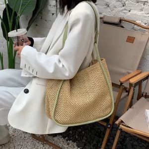 ได้ 2 ชิ้น กระเป๋ารุ่น Chamming งานตาข่ายสาน ได้ 2 ชิ้น มีใบเล็กใส่ของ มี 5 สี จุสัมภาระได้เยอะ สะพายได้ทุกโอกาส ใบเล็กสามารถใส่เครื่องสำอางค์ได้