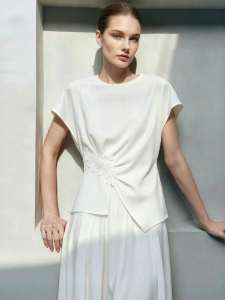 AMII | Commuter Style Round Collar Lace Tie Asymmetric Chiffon Top