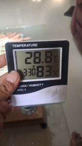 Hygrometer Kelembapan Udara Canggih Termometer Ruangan Jam Digital Alarm Unik Temperatur Ruangan