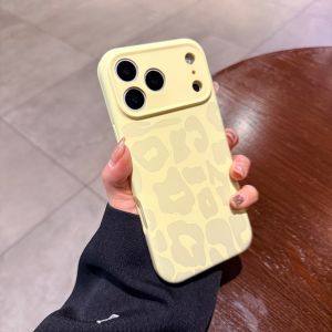 CHUANGYIWEI | Leopard Yellow Soft Touch Silicone Phone Case