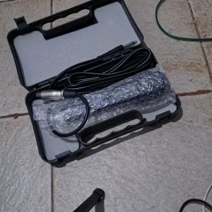 G117 Kenwood Mik Kabel Karaoke Dynamic Mikrofon - Kualitas Profesional dengan Suara Sensitif (EXPORT)
