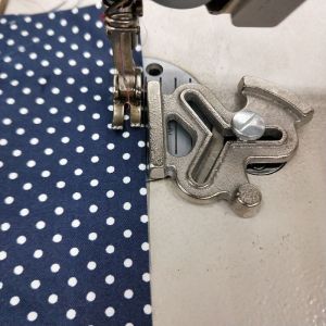 Cử hoa mai có 3 chức năng sử dụng cho máy may công nghiệp