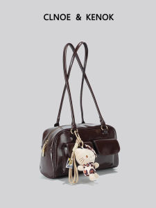 Luxurious Vintage Shoulder Bag