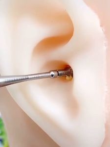 Alat Pembersih Kotoran Telinga / Korek Korekan Kuping / Ear Pick Set 5 in 1 (isi 5 Pcs) Bahan Besi Stainless Steel Ear Wax Spoon