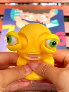 ก๊อตจิของเล่นบีบสกุชชี่บีบตาระเบิดของเล่นเด้งตาผ่อนคลายอารมณ์ตึงเครียดกรุงเทพฯจัดส่งทันทีของเล่นตลกๆแจกให้เพื่อน