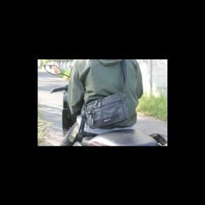 Akhtar Tas Selempang Handbag Pria Wanita Distro Waterproof Anti Air Premium Keren