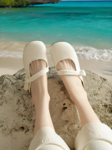 Josiny | Sweet Vintage Slip-On Womens Sandals